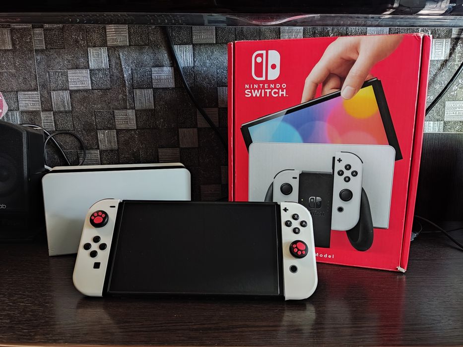 Прошитый Nintendo Switch Oled