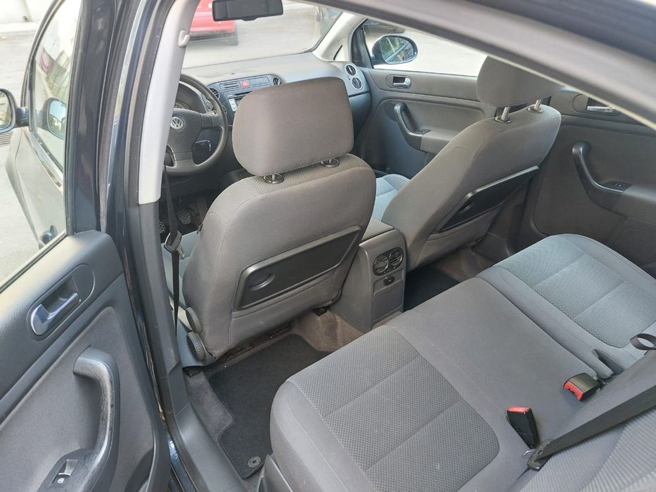 vand  volkswagen golf 5 plus