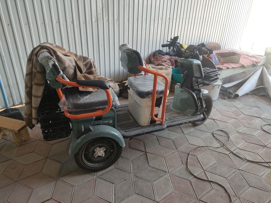 Продам трицикл почти новый