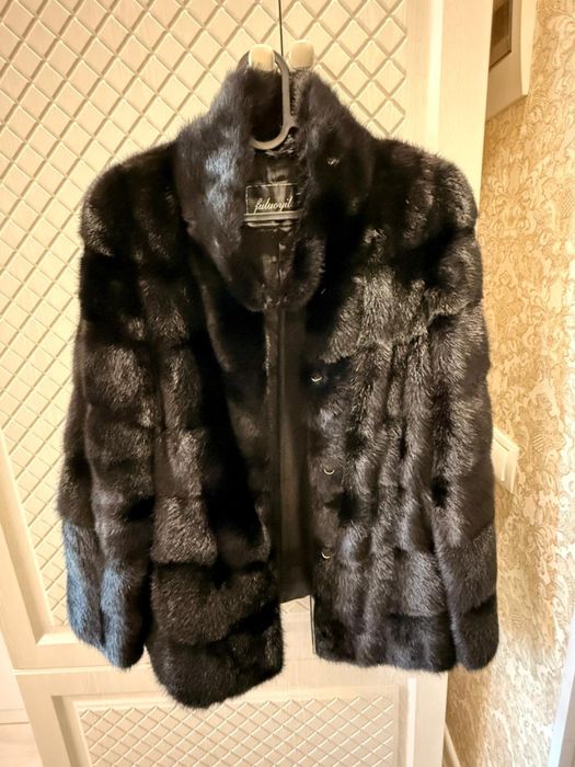 Продается одежды для девушек.