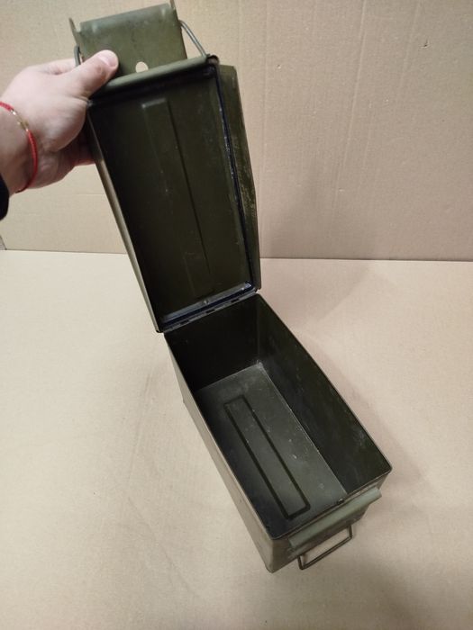 Каса кутия куфар