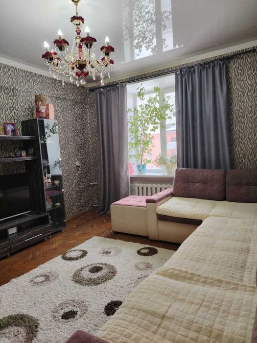 Продам 2-х квартиру кирпич 4/5эт, 60 кв.ул.Казахстан д.118