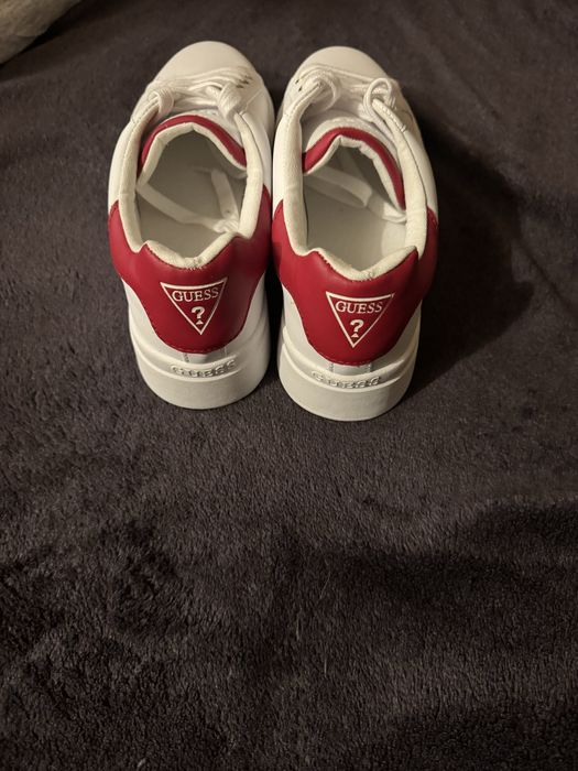 Обувки GUESS 38 номер