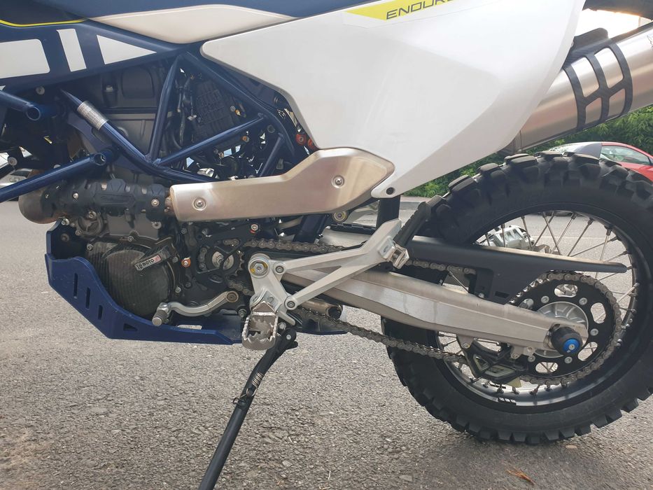 Husqvarna 701 Enduro 2023 - Dual sport