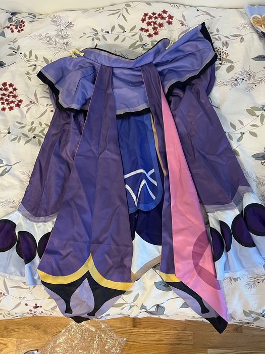 Косплей ЦиЦи геншин импакт