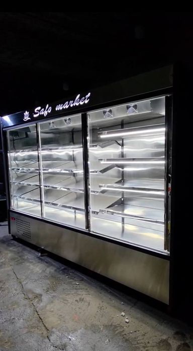 Витрина холодильник