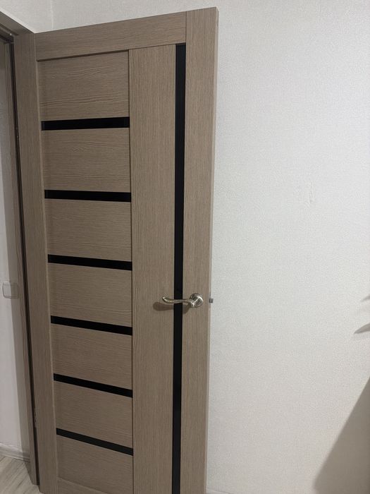 Продам двери межкомнатные