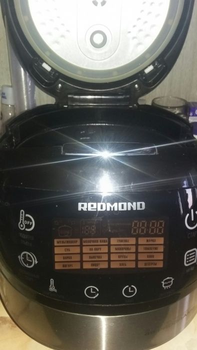 Мультиварка Redmond