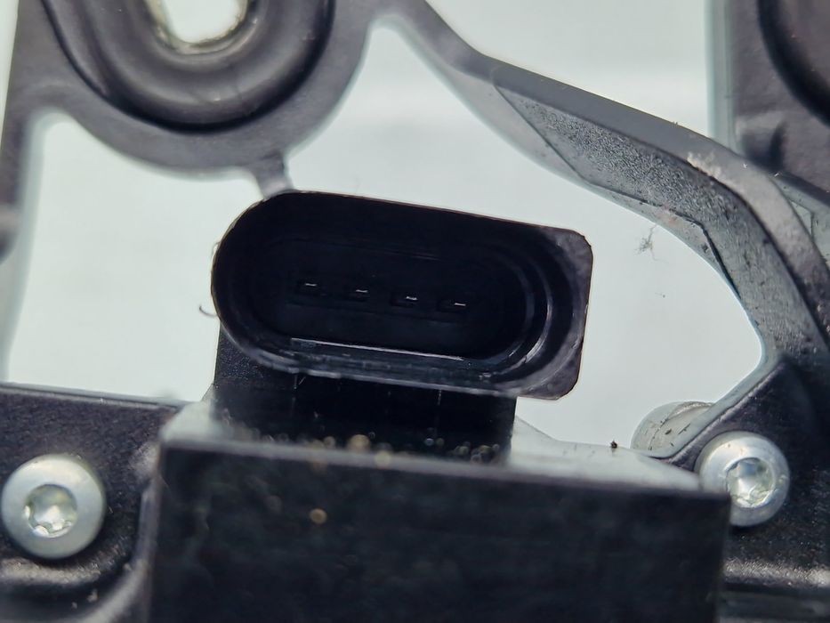 Motoras stergator haion Volkswagen Golf 6 (5K1) [Fabr 2009-2013] 5K695