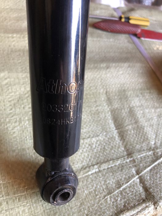 Амортизаторы задние