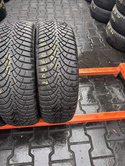 Anvelope Iarna 205/60/16 GoodYear UltraGrip 9 205 60 16 R16