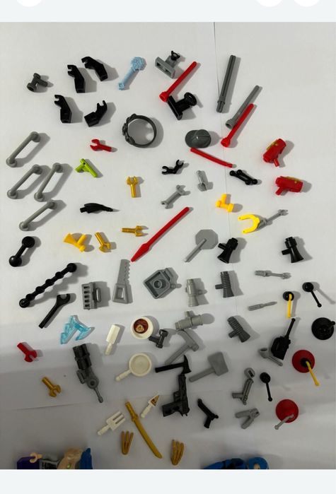 Lego minifigurine si piese lego