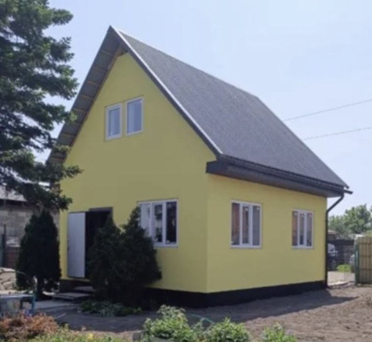 Продам зимнюю дачу с мансардой