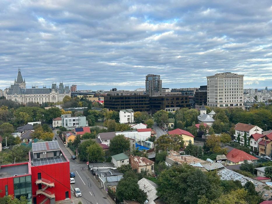 Pers.Fiz.- ap.2 cam Nou - Prima Inchiriere Palas-Splai-Centru