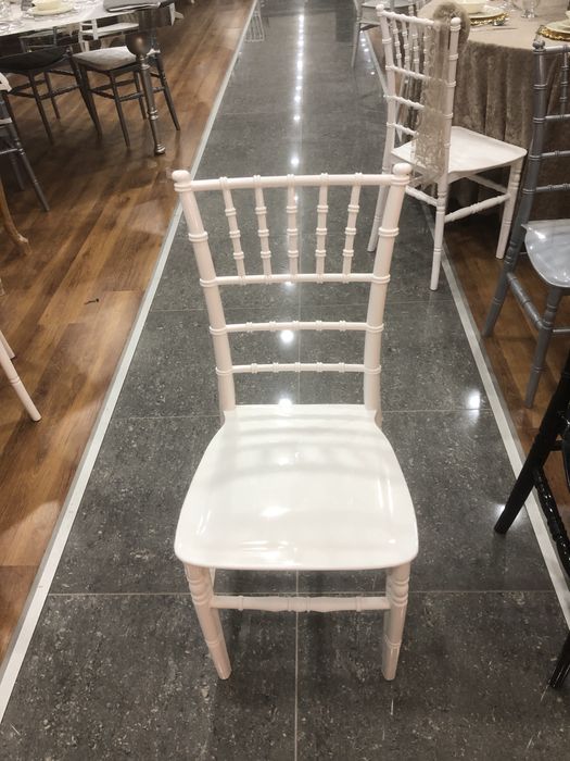 Scaune chiavari tiffany