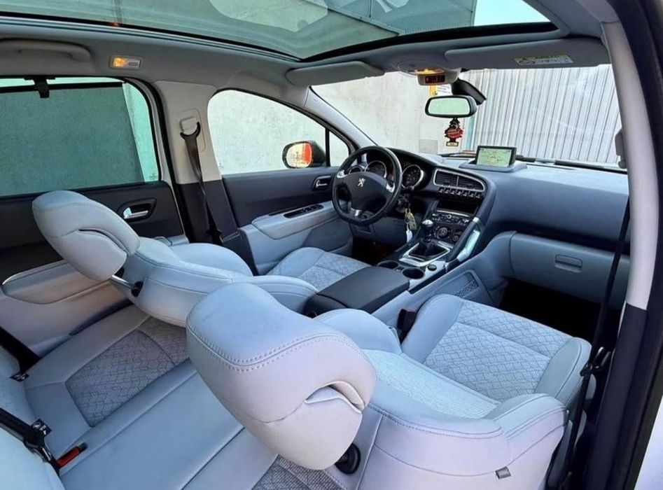 Peugeot 3008 1.6 THP 156 CP – Full Option, Panoramic, Întreținut Exemplu