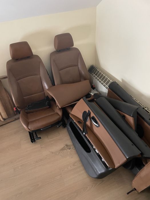 Кафяво кожено фейс рекаро е91