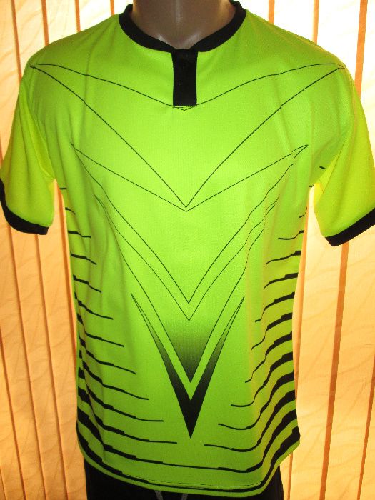 Спортни Мъжки тениски полиестер лукс - 4 цвята