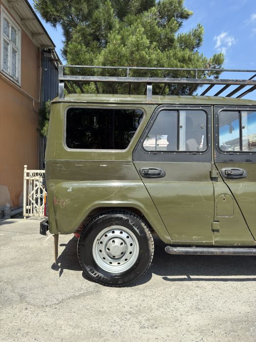 UAZ 2009 holati ideal yurib turgan moshina