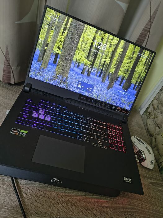 Vând laptop gaming