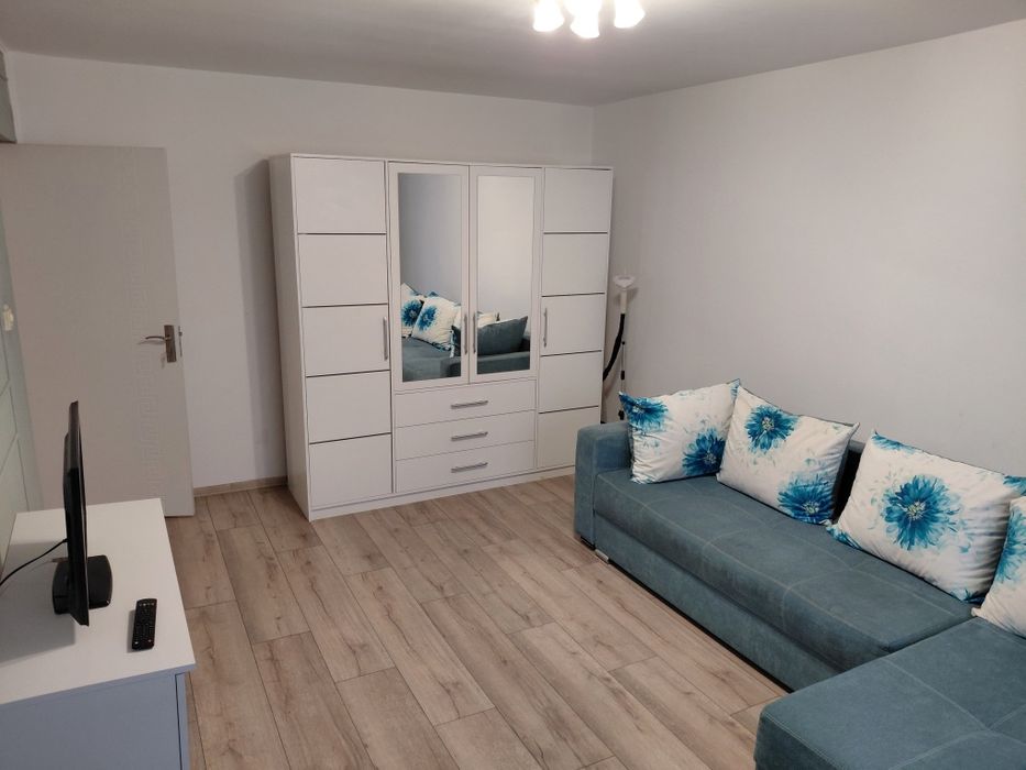 apartament 2 camere de închiriat în zona liceului sportiv/ Cetate/ Alba iulia