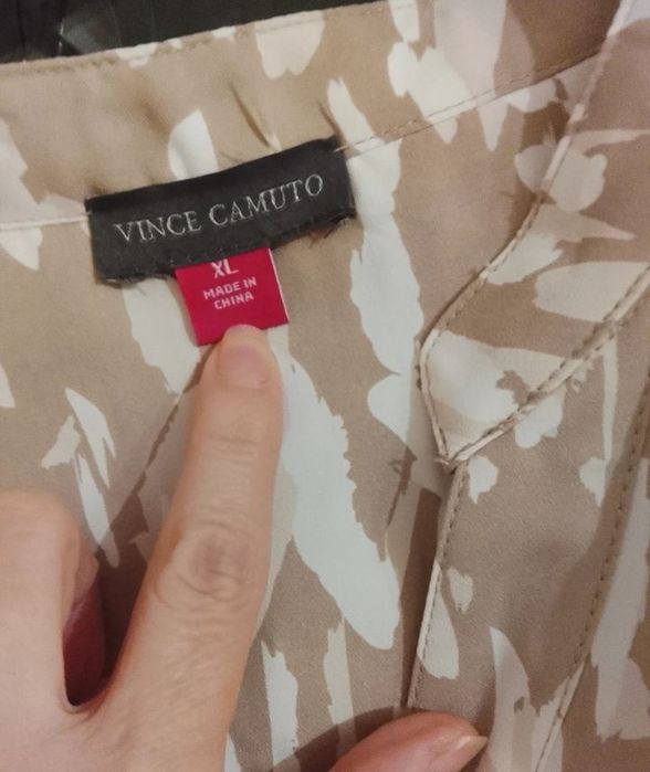 Costum dama Vince Camuto