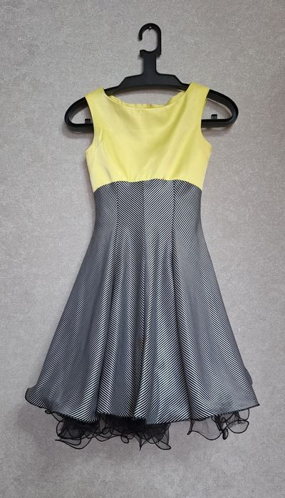 Платья для девочек на утренники