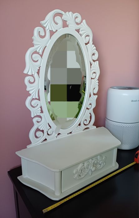 Oglinda machiaj cu sertar