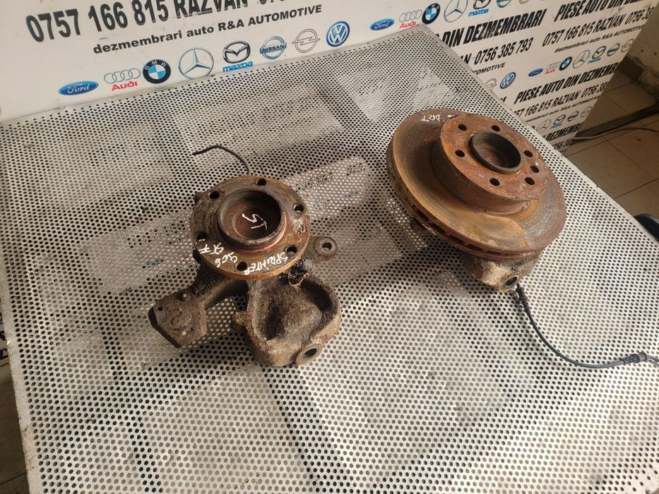 Fuzete Fuzeta Stanga Dreapta Fata Mercedes Sprinter 906 An 2006-2007-2008-2009-2010-2011-2012-2013-2014-2015 2.2 Cdi Nerulata In Tara