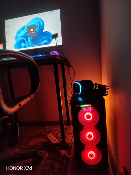 Gaming kompyuter sotiladi