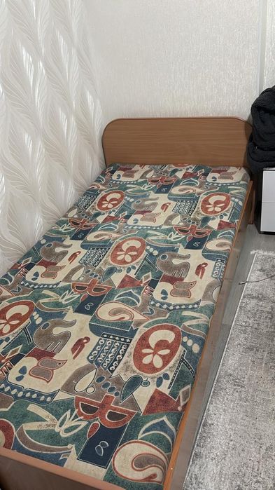 Продам 2 кровати б/у