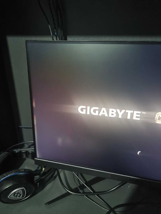 Gigabyte va MSI monitolari sotiladi 24 Li 165hzva144hz