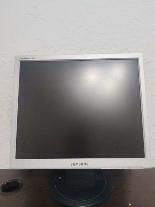 Компьютер+стол+клавиатура+мышка