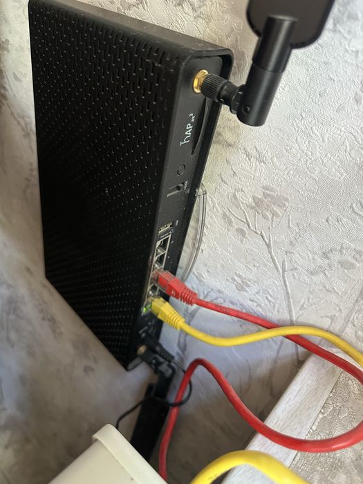 MikroTik hAP ax³ — Мощный Wi-Fi 6 роутер для дома и офиса (Б/У)