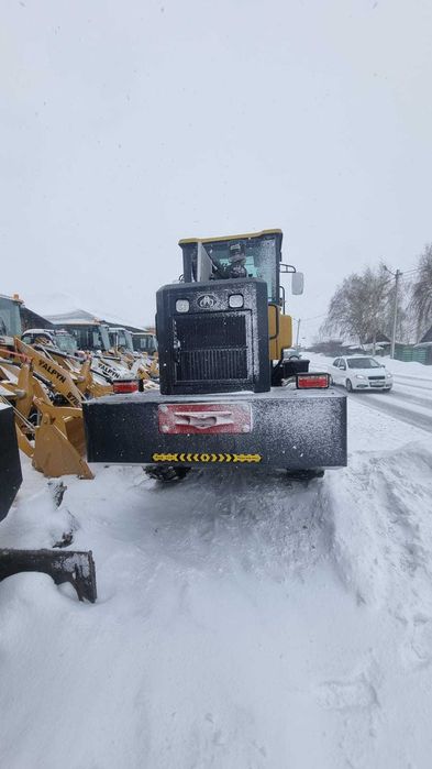 Фронтальный погрузчик INYU ZL988