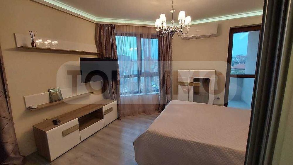 Дава се под наем Двустаен апартамент в Варна, Гръцка махала - 67 кв.м за 657.9 € - Снимка #3