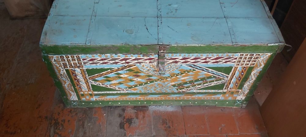 Сундук из древесины