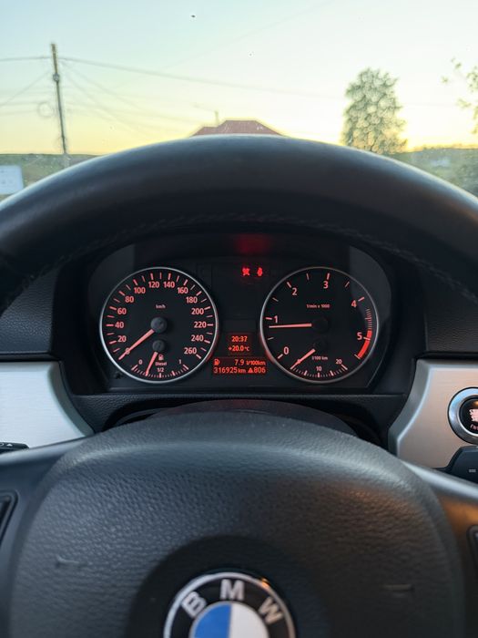 BMW E90 , 2.0 , 163 cp.