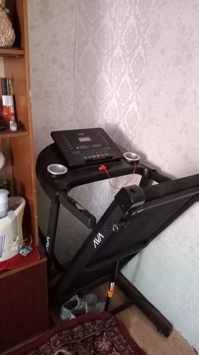 Продам беговую дорожку