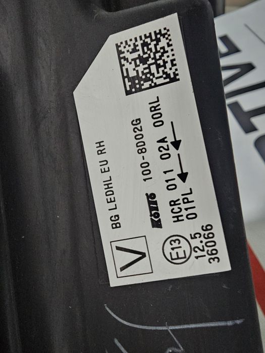 Far dreapta led Nissan Qashqai J12 dupa 2020 cod 100-8D02G