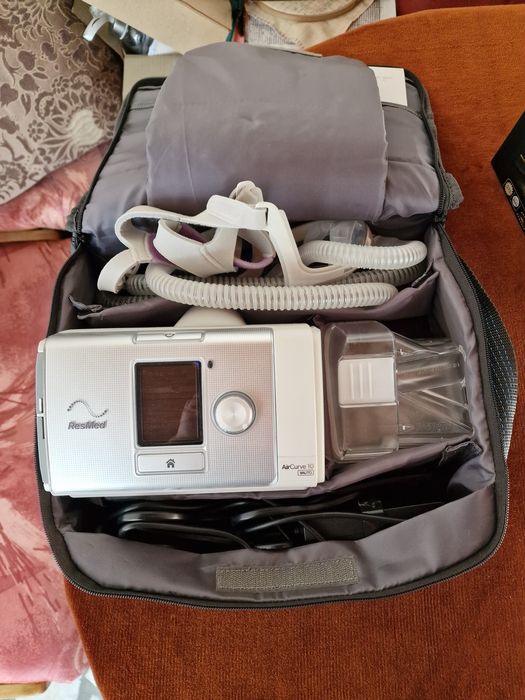 Апарат за сънна апнея ResMed AirCurve 10 VAuto