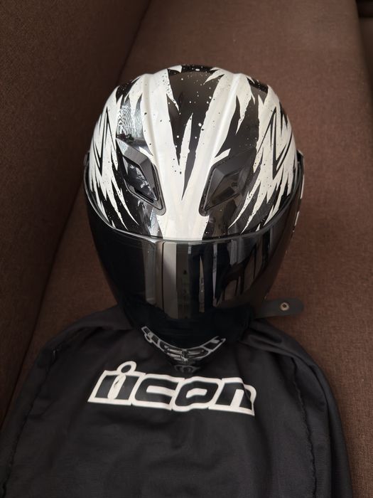 Каска Icon Airflite M