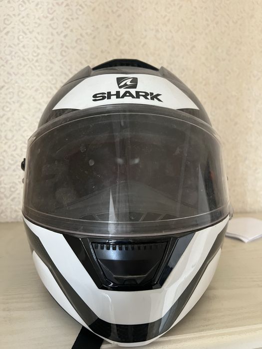 Продам мотошлем Shark оригинал