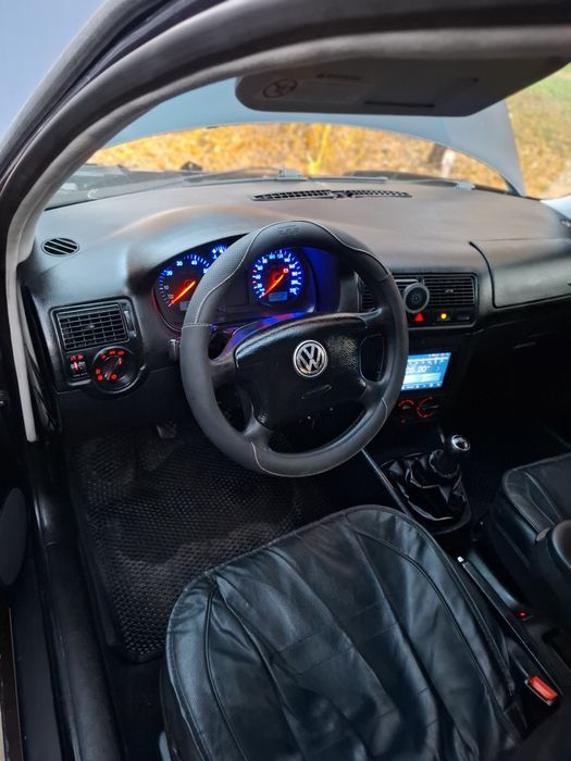 Volkswagen Golf 4