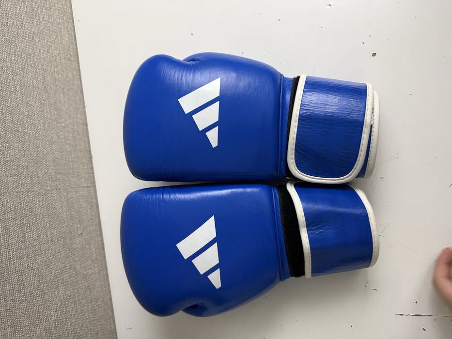 Боксерский перчатки Adidas 10oz