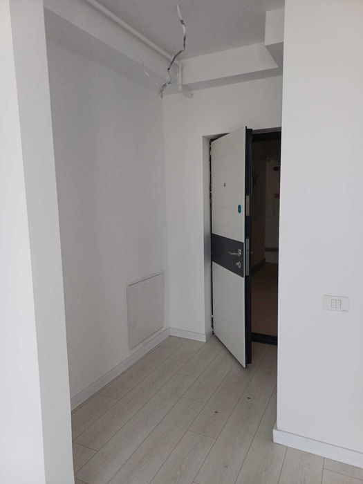 Apartamente și case