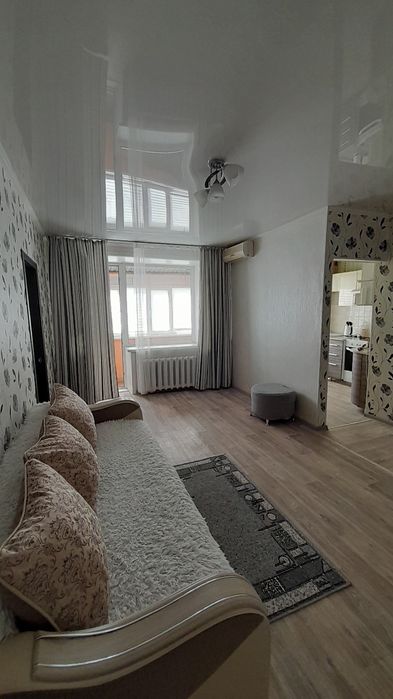 Продается 2- ком , теплая, светлая