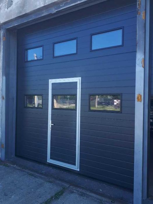 Usi de garaj industriale / hale