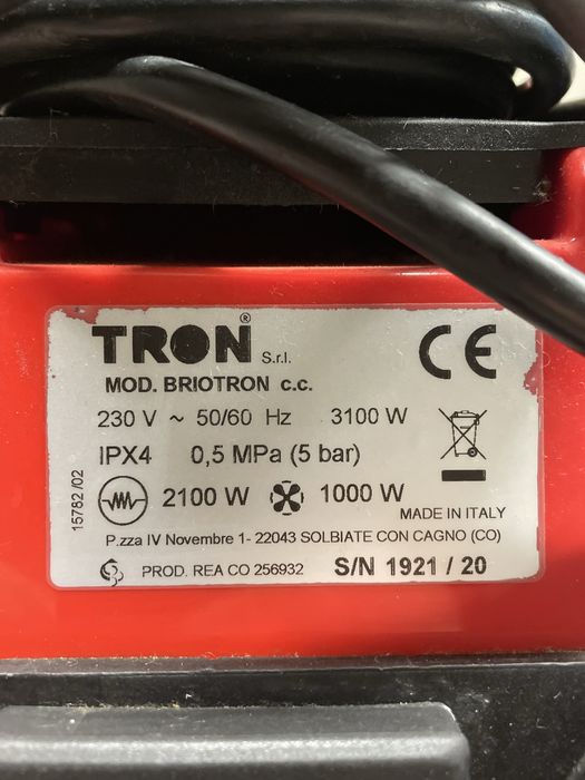 Aspirator profesional cu abur TRON Briotron 3100W generator abur