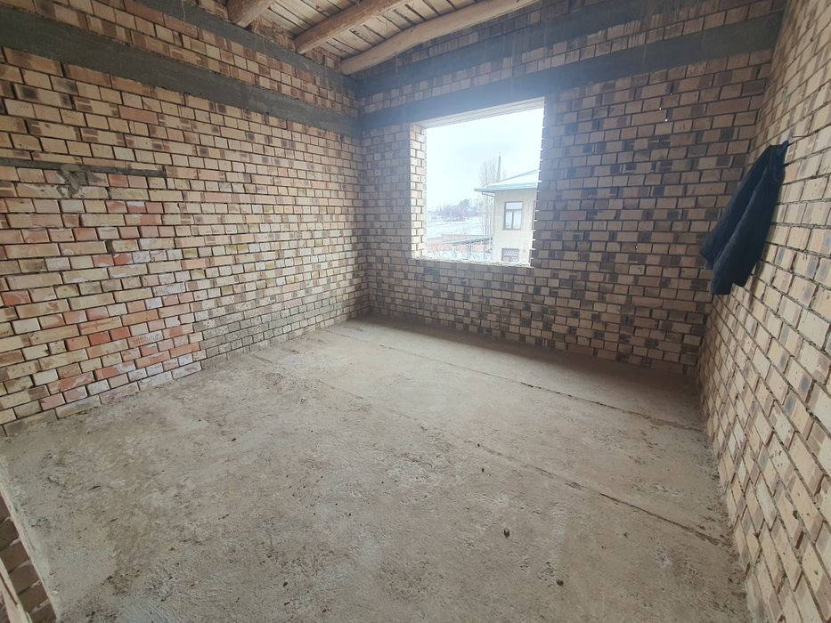 Uchaska. Betonkadan sabzavotga kirganda 2km